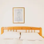 Nathalie By We Rent, Summercard Included *
